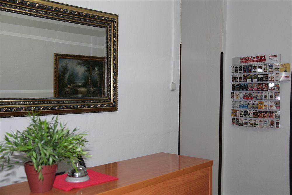 Pensión Casa Lemus马德里